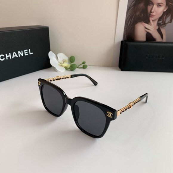 CHANEL Women's Black Oval Sunglasses - Picture 1 of 7